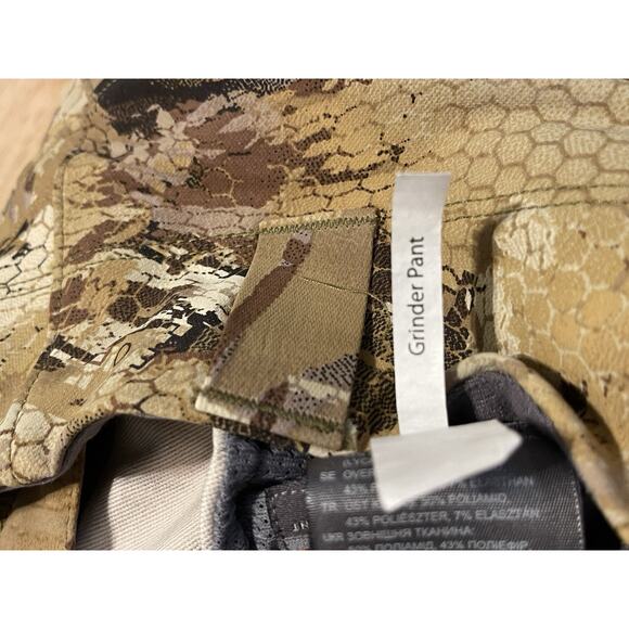 NEW Sitka Grinder Pant Softshell Hunting Hiking Pants Camo Waterfowl Men 33 Tall - Picture 7 of 10